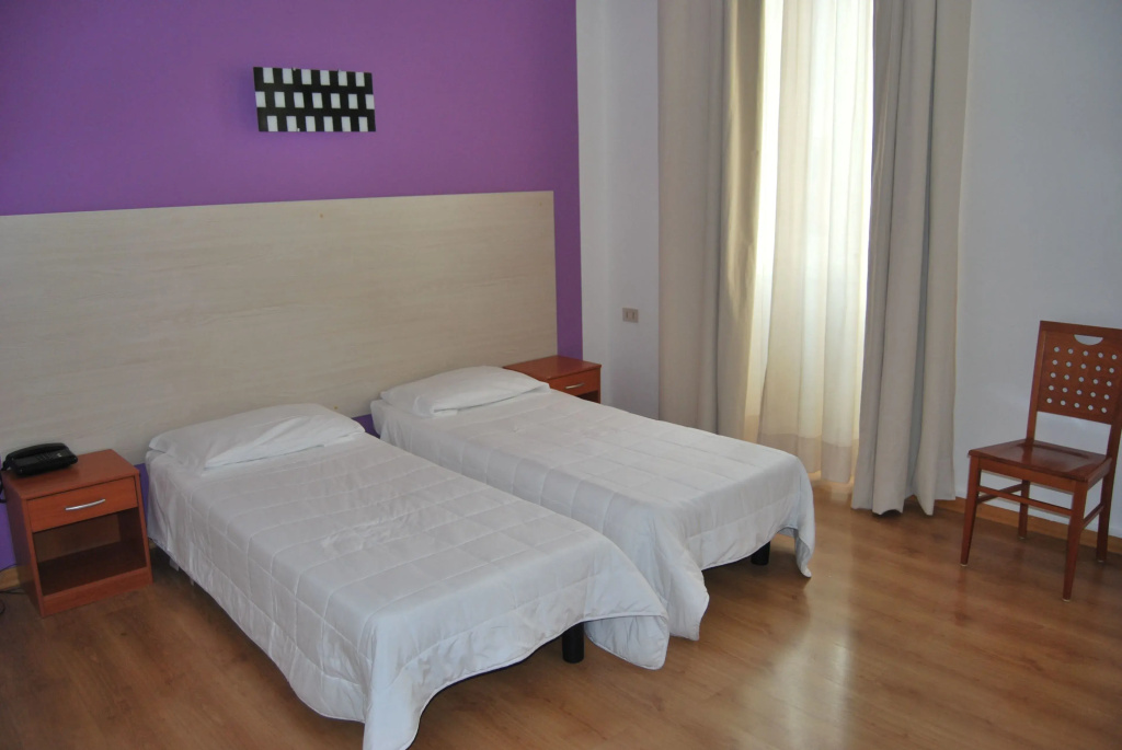 Classic Double room (full double bed)