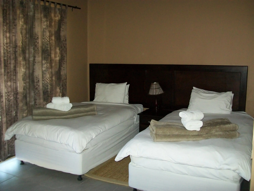 Standard Double room (twin beds)