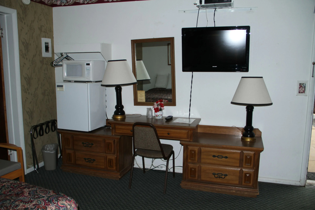 Standard Double room (full double bed)