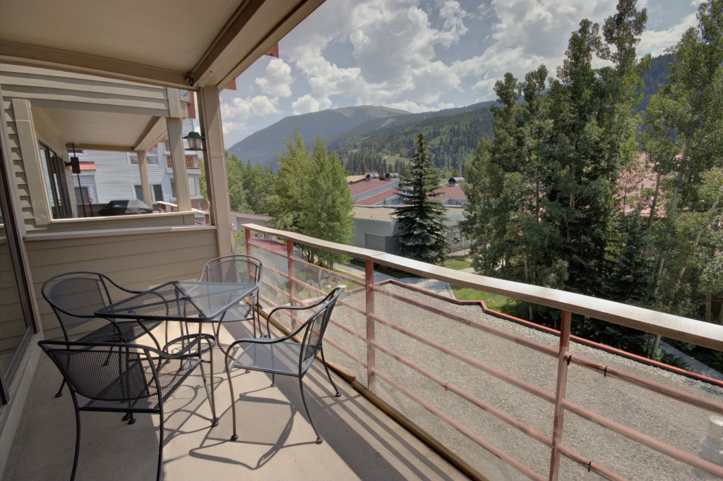2 Bedrooms Standard room with view