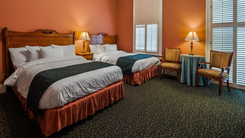 Standard Quadruple room