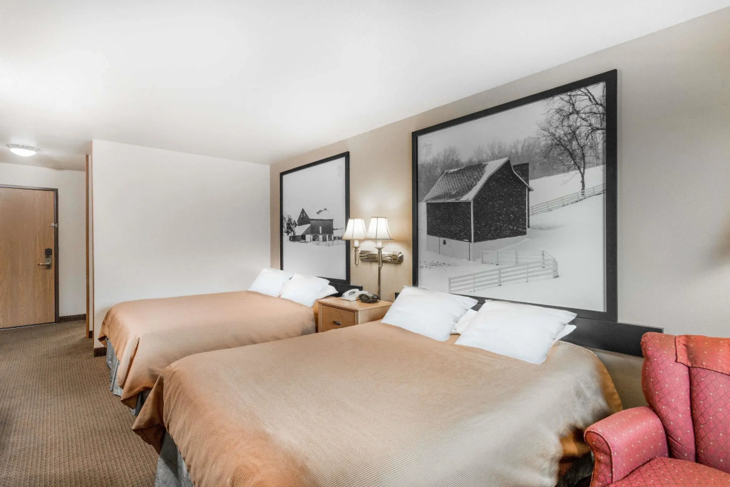 Standard Quadruple room