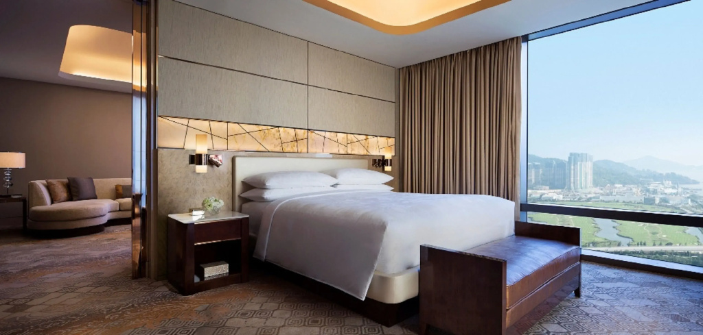 Executive Double Suite (full double bed)