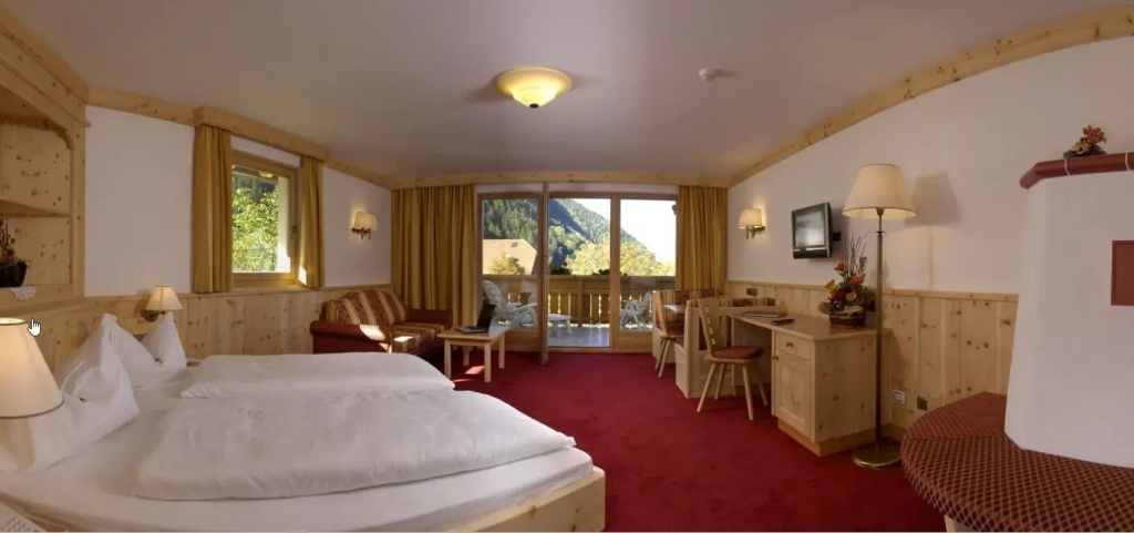 Superior room