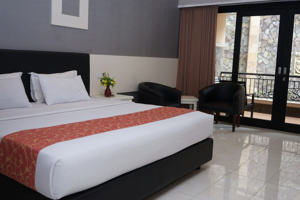 Executive Double room with city view (full double bed)