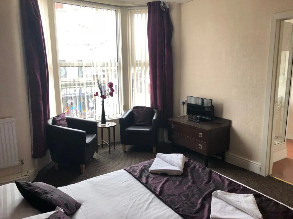 Standard Double room (full double bed)