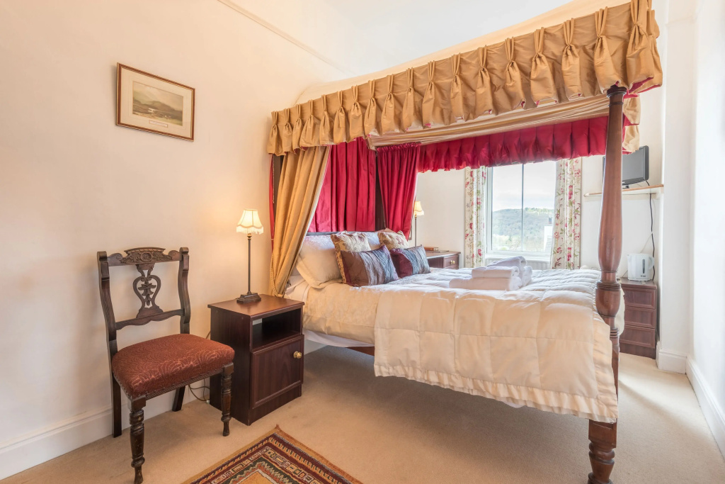 Standard Double room (full double bed)