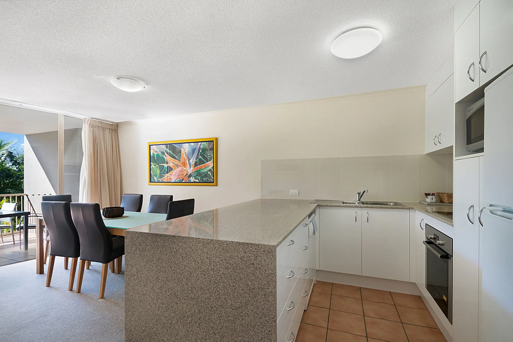 2 Bedrooms Apartment