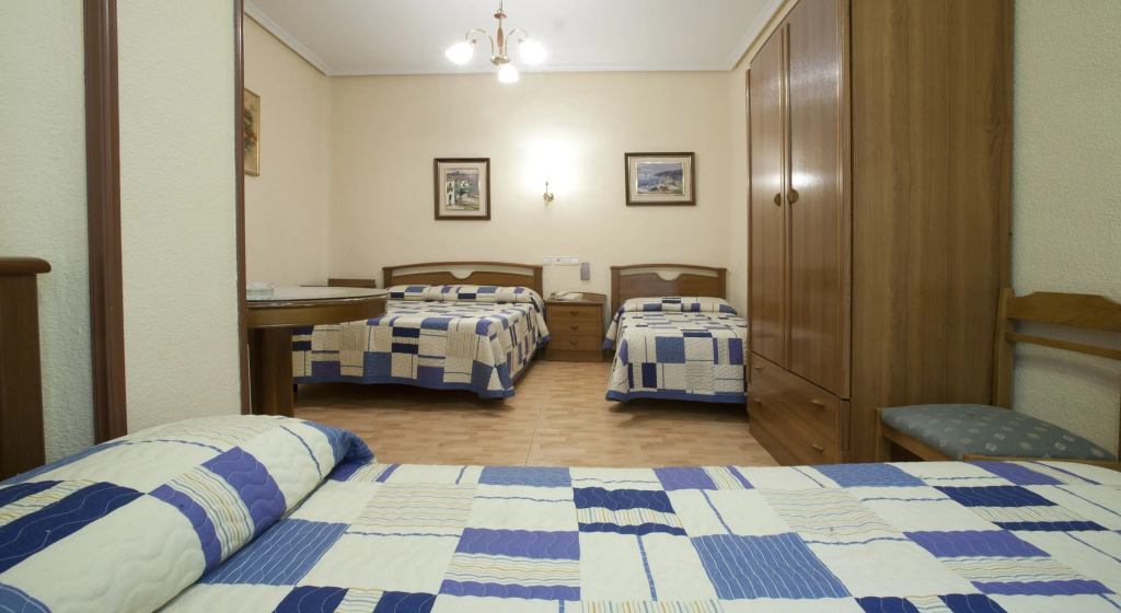Standard Quadruple room
