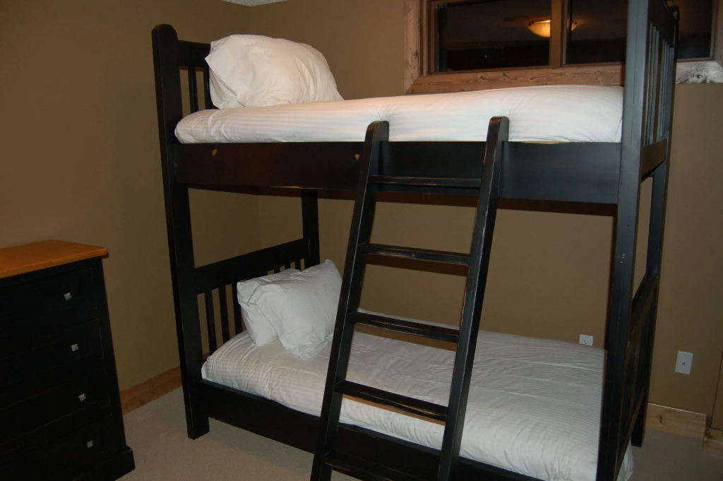 Trickle Creek Condos - Chambres