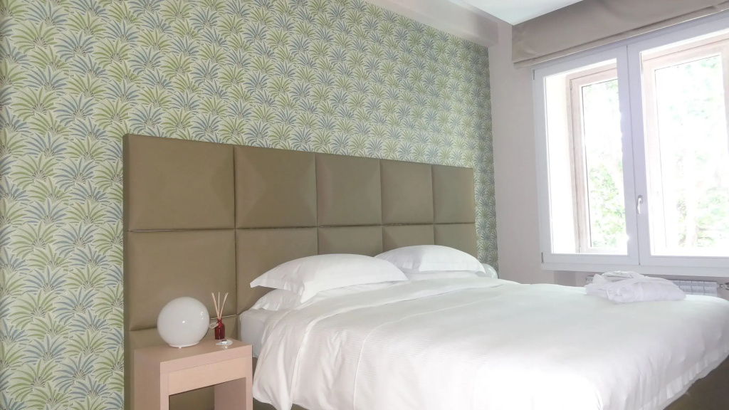 Superior Double room with river view (full double bed)