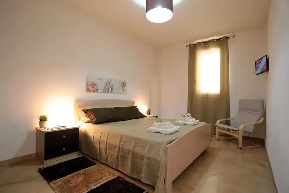 2 Bedrooms Basement Apartment