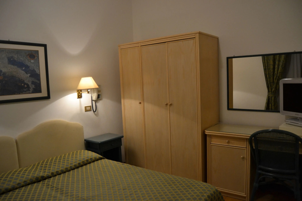 Standard Double room (full double bed)