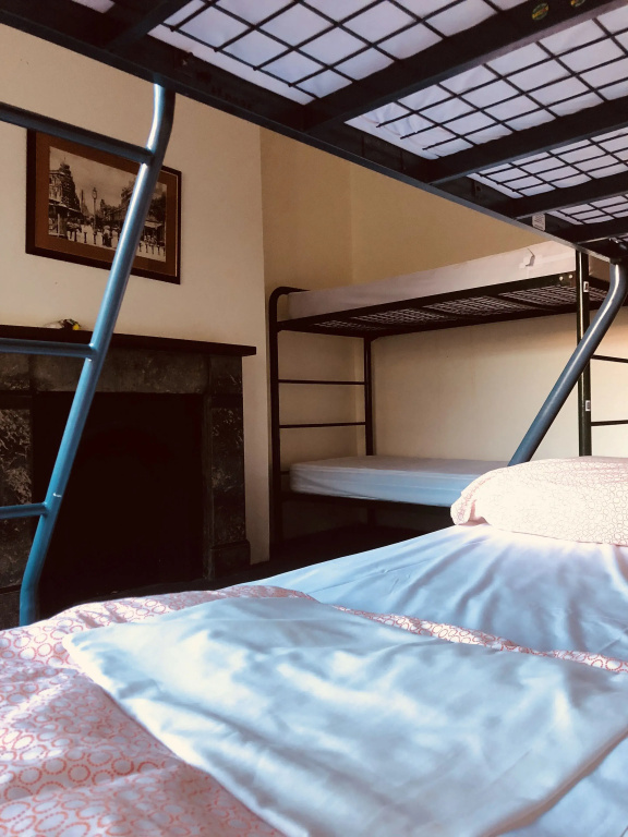 Economy room