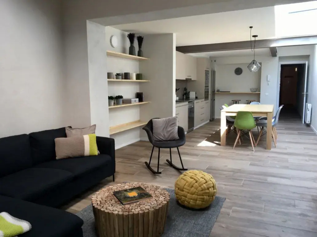 4 Bedrooms Cottage