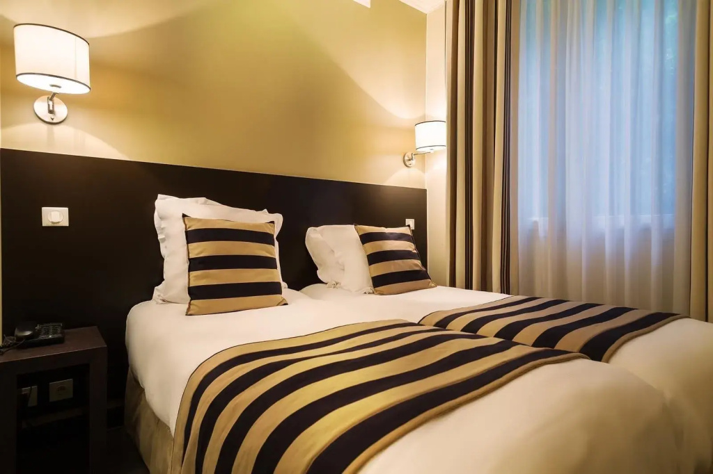 Standard Double room (twin beds)