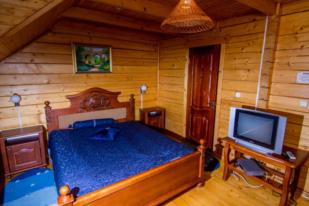 Standard Double room (full double bed)