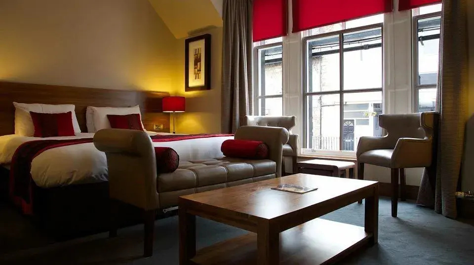 Executive Double room (full double bed)