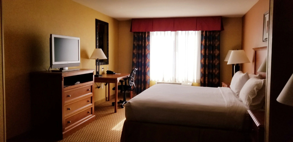 Holiday Inn Express and Suites Ontario Airport by IHG - Chambres