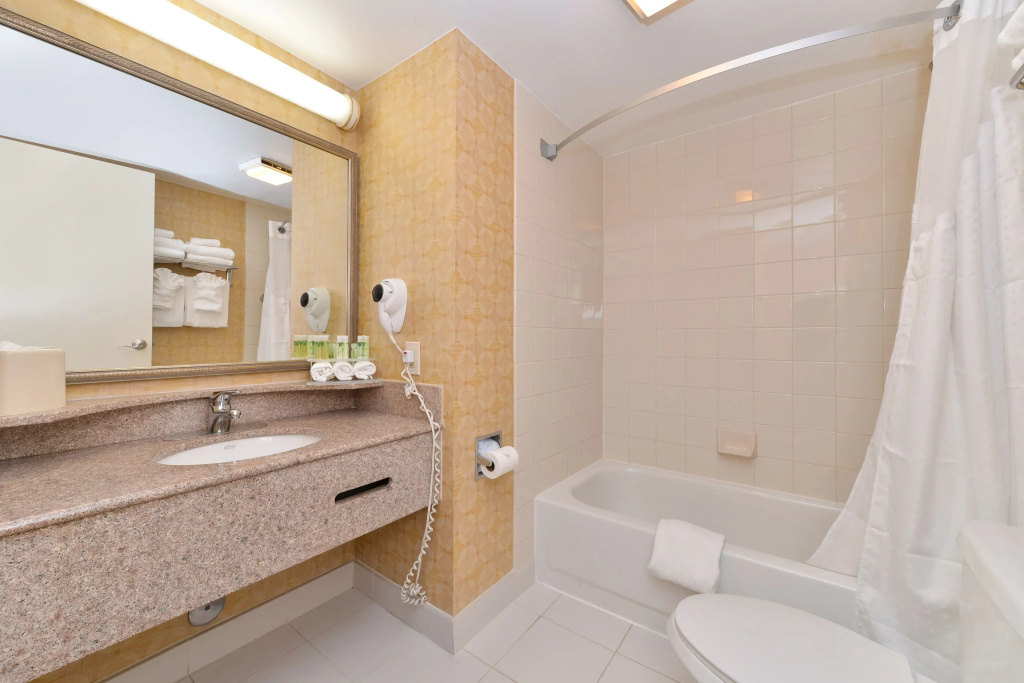 Holiday Inn Express & Suites VA Beach Oceanfront by IHG - Chambres