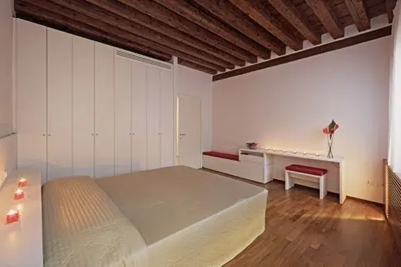 2 Bedrooms Deluxe Apartment