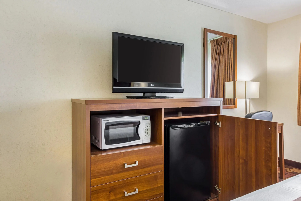 Double Suite (full double bed)