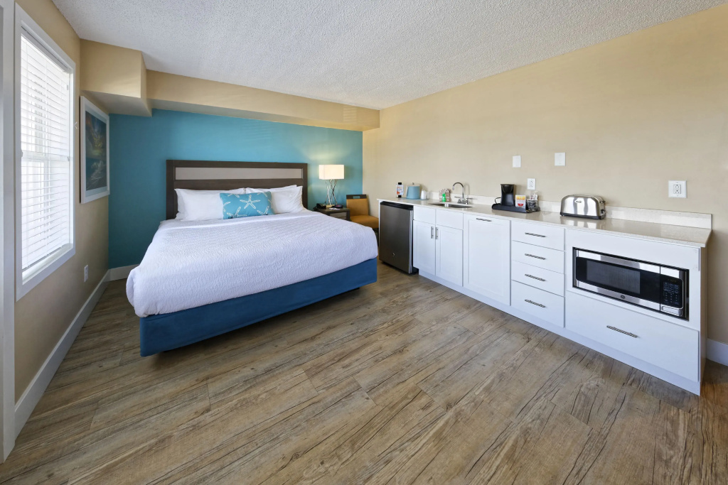 Double Studio with balcony and with ocean view (full double bed)