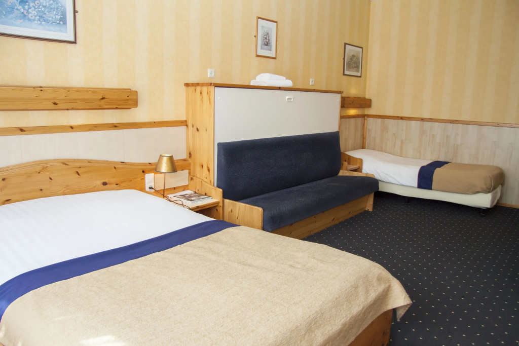 Standard Quadruple room