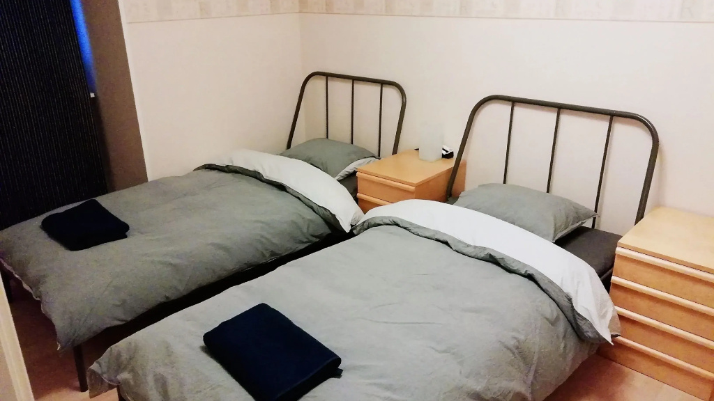Economy room