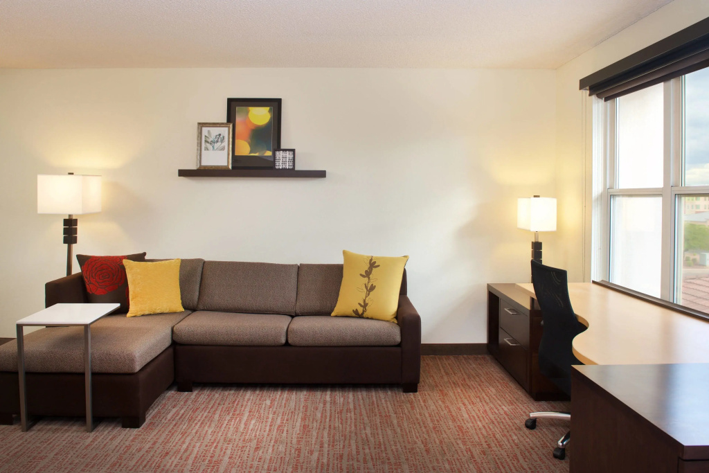 Double Studio (full double bed)