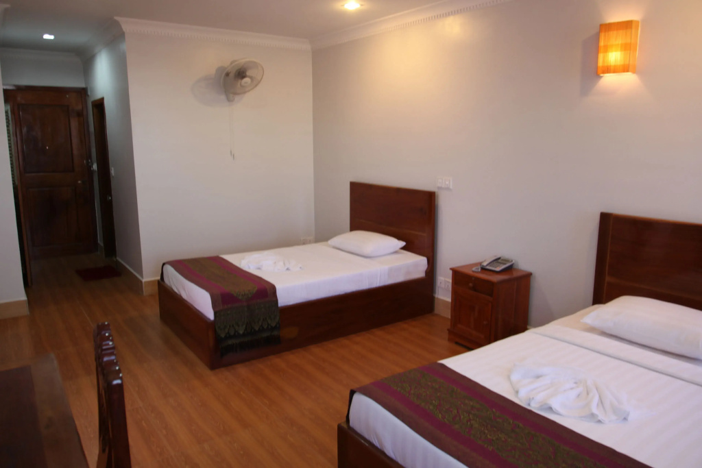 Standard Double room (twin beds)