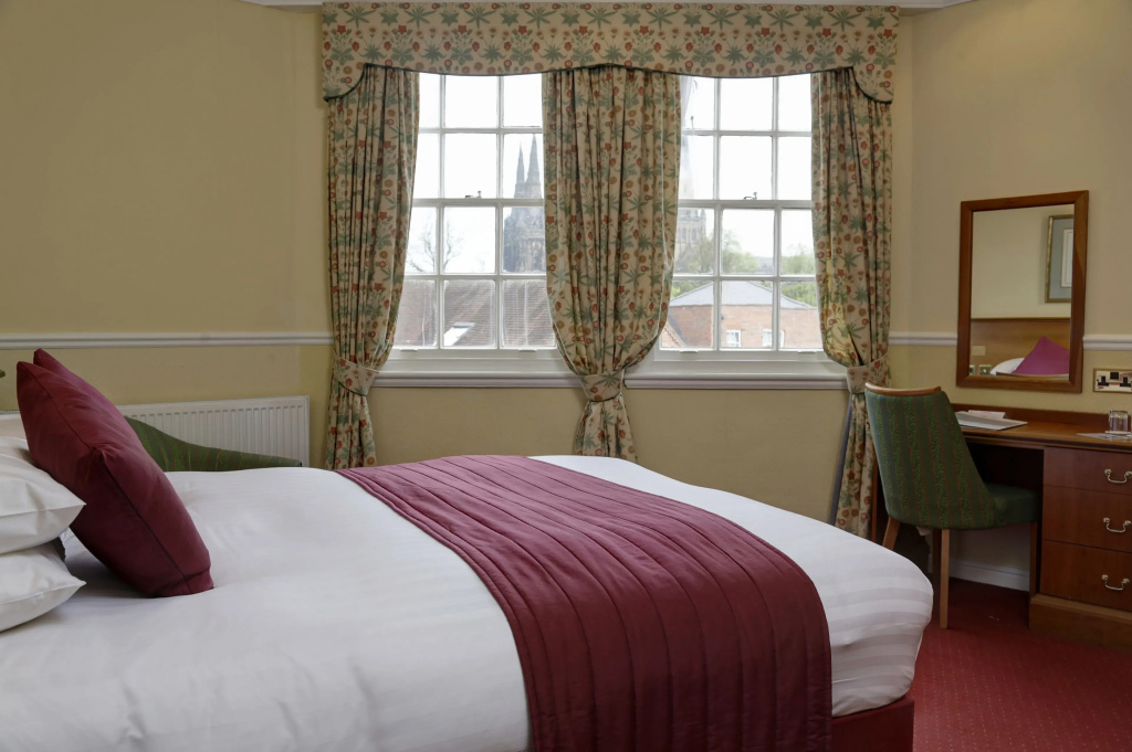 Best Western Lichfield City Centre The George Hotel — 3