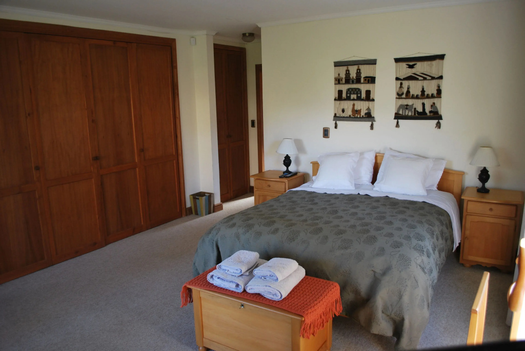 Deluxe Double room with mountain view (full double bed)
