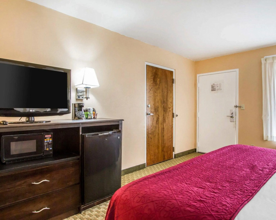 Double Suite (full double bed)