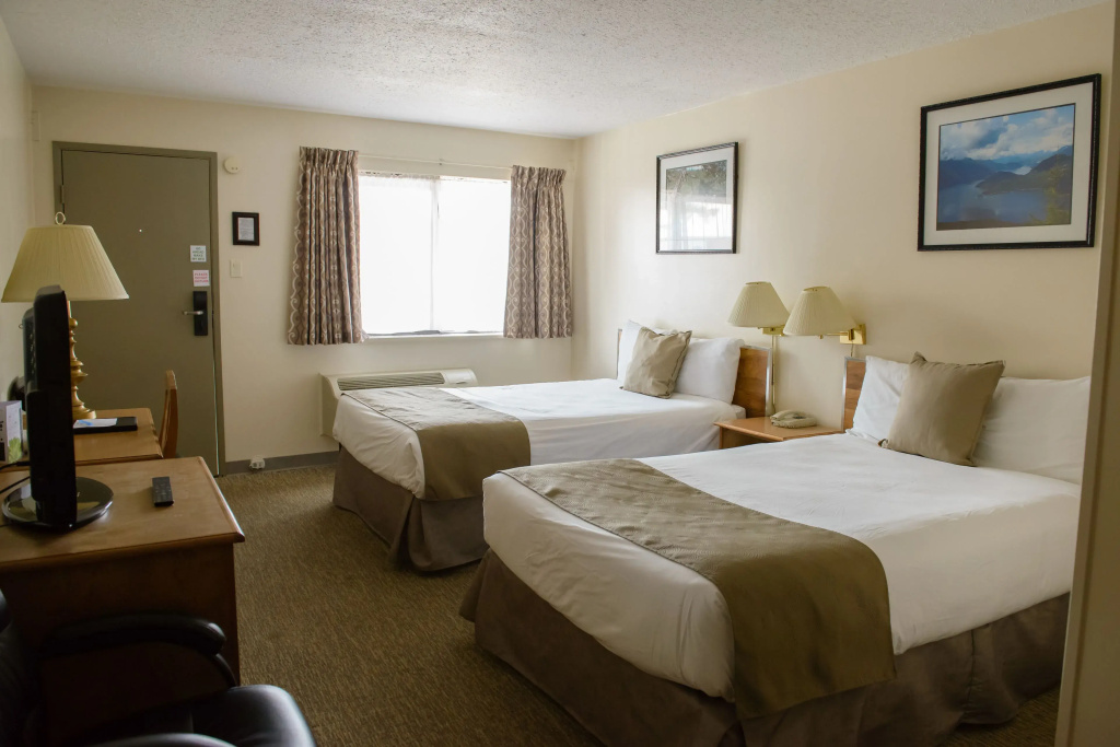 Standard Double room (full double bed)