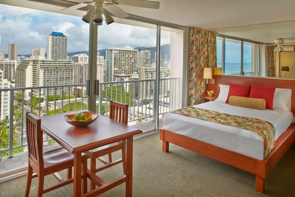 Pacific Monarch Hotel - Chambres