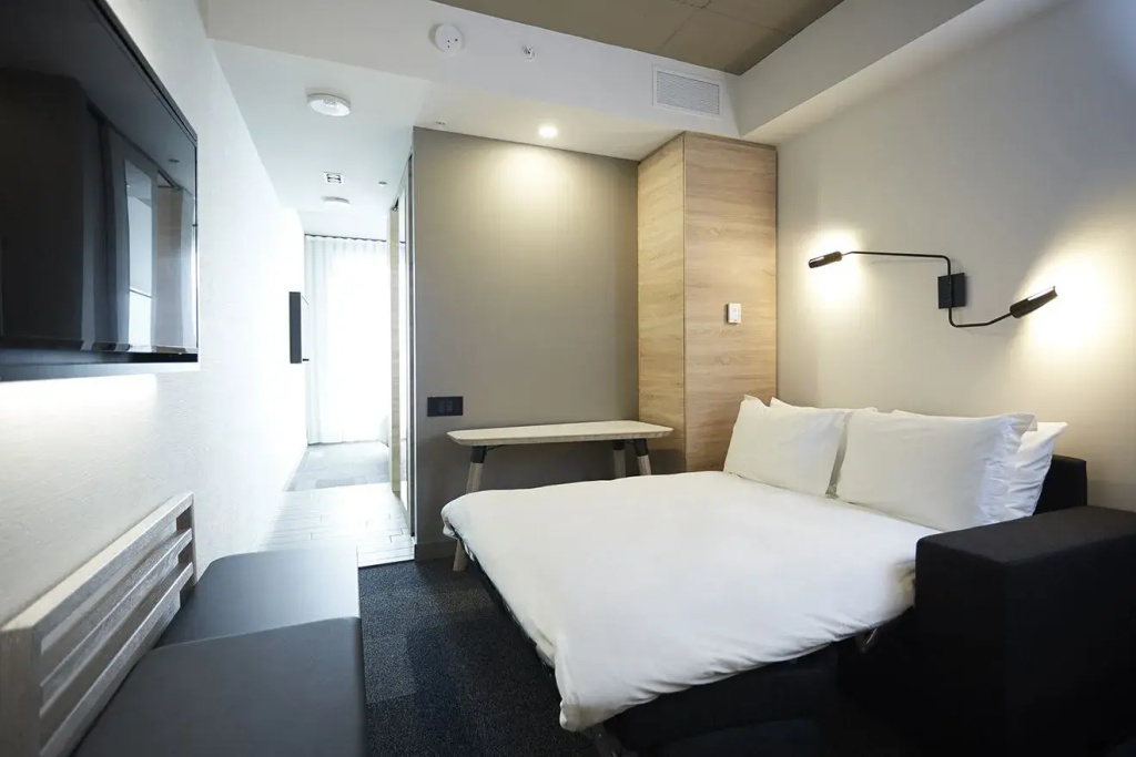 Standard Double room (full double bed)