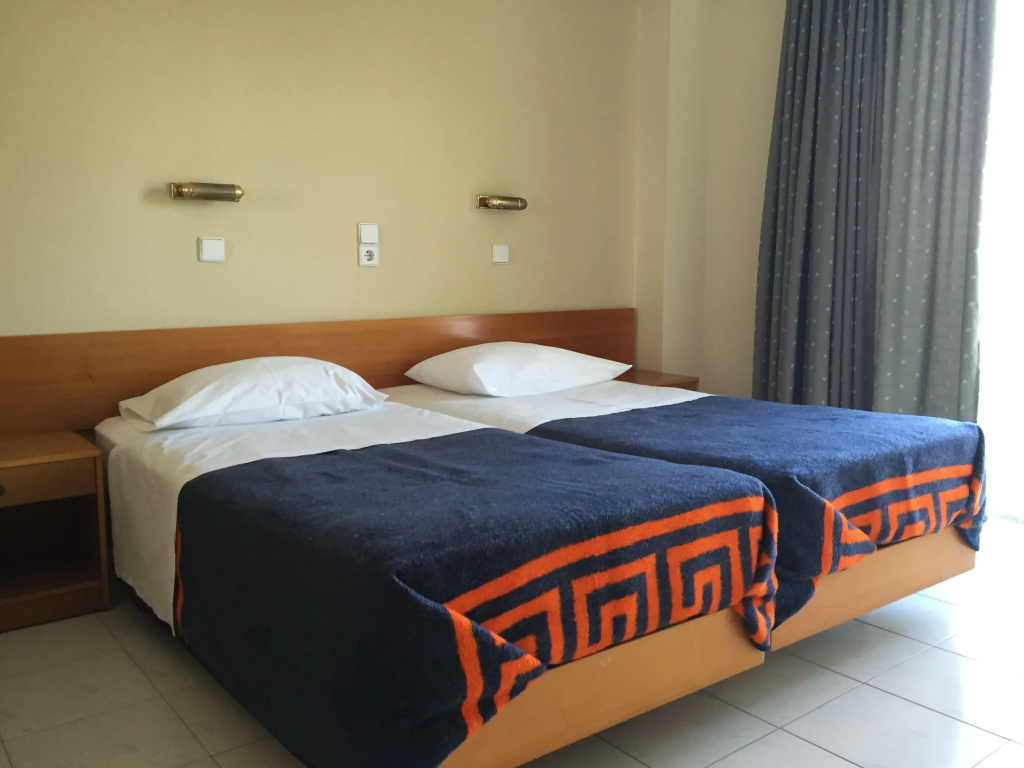 1 Bedroom Apartment with garden view