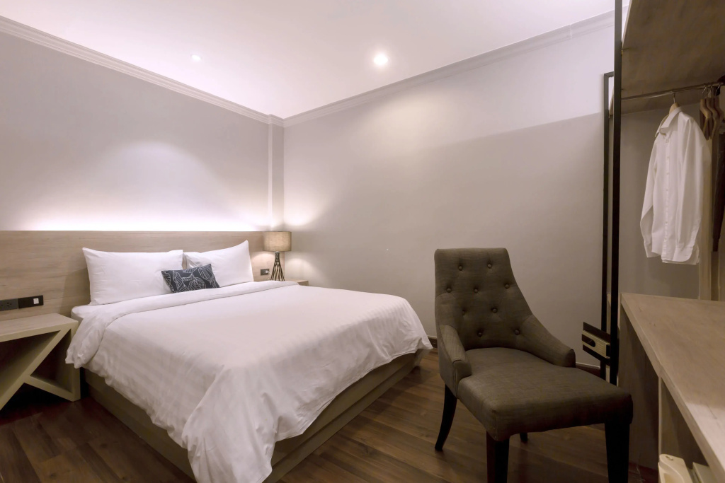 Superior Double room (full double bed)