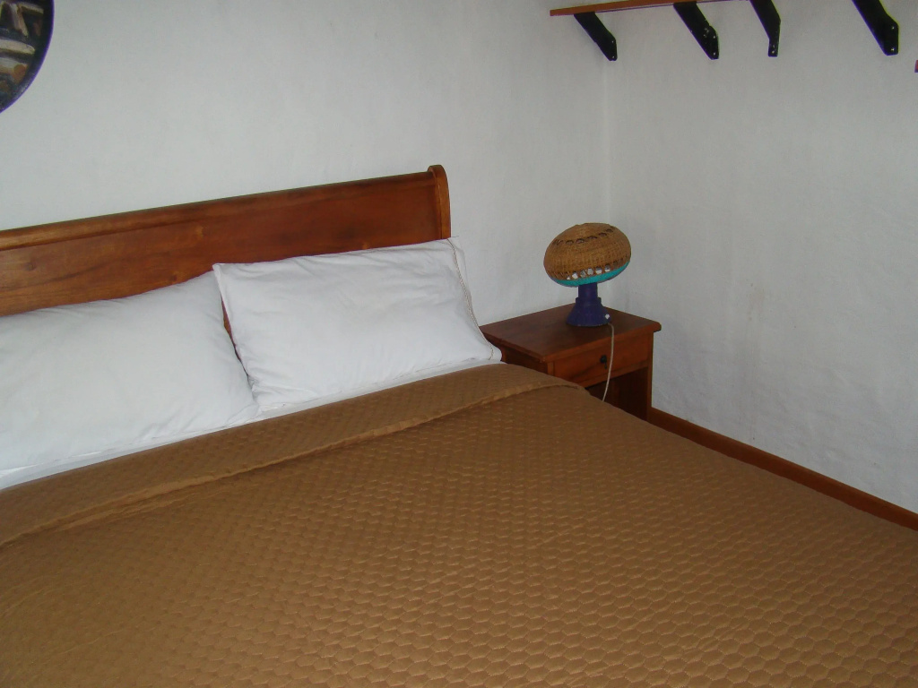 3 Bedrooms Cottage