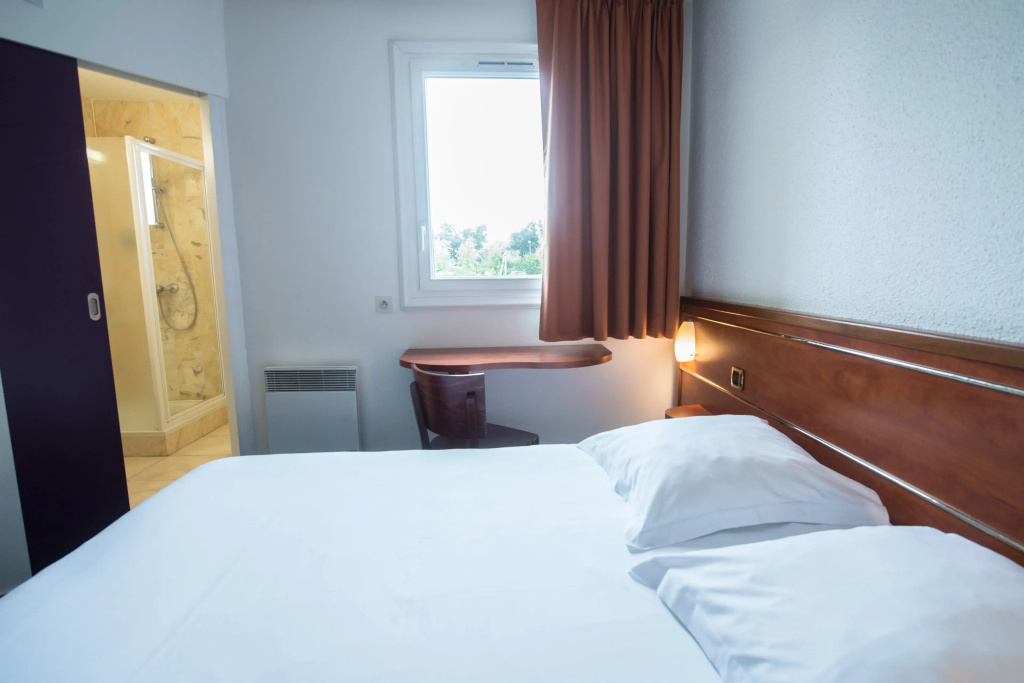 Brit Hotel Angers Parc Expo - L'Acropole - Chambres
