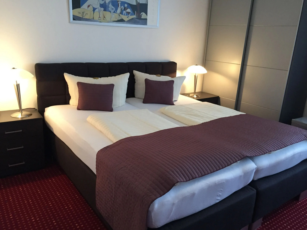 Standard Double room (full double bed)