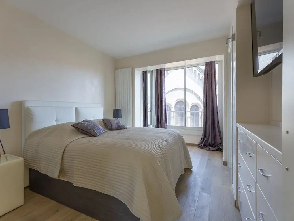 Luxury Apartment