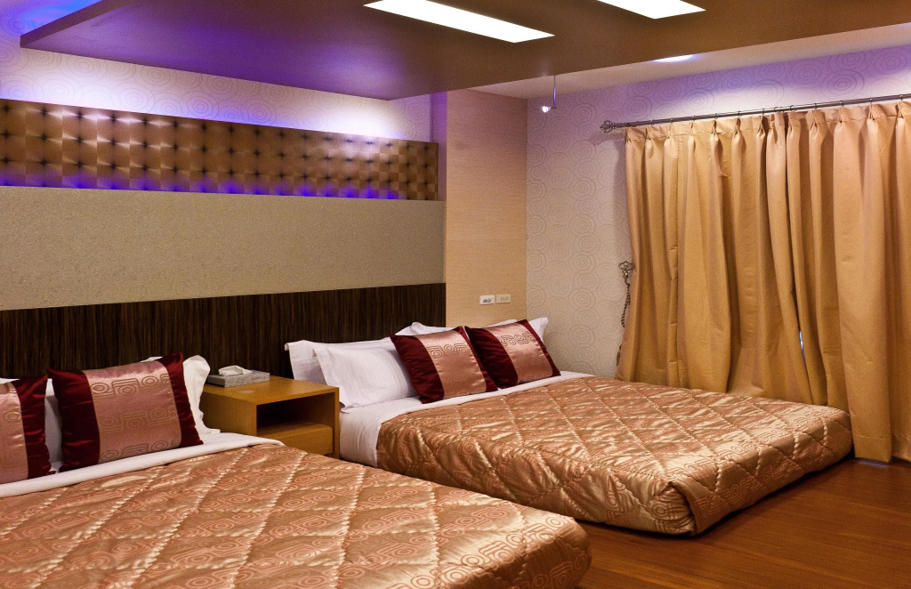 Standard Double Family room beachfront (twin beds)