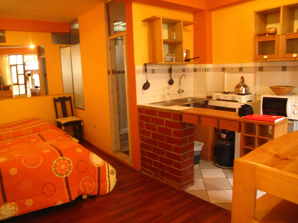 1 Bedroom Apartment