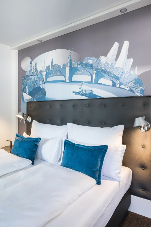 Standard Double room (full double bed)