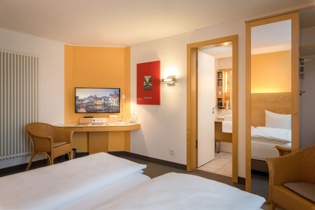 Economy room