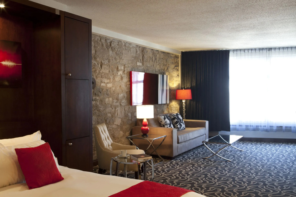 Superior Double Suite (full double bed)