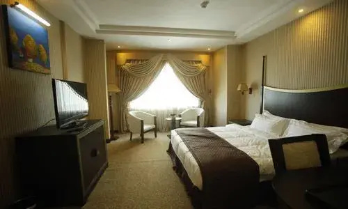 1 Bedroom Deluxe Double room (full double bed)