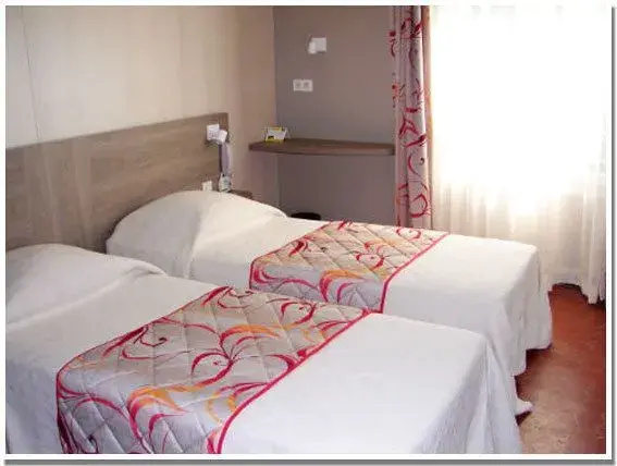 Standard Double room (twin beds)